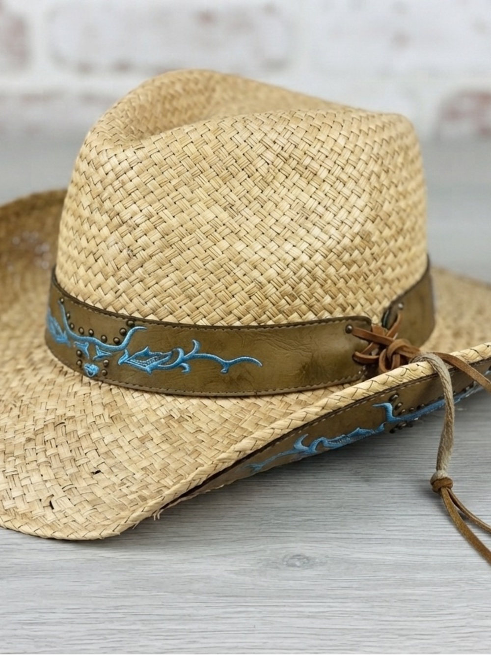 NWOT Vintage Straw Western Cowboy Hat, Turquoise Embroidered, bull longhorn